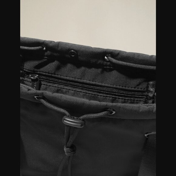 NWT Convertible Gym Bag - Picture 13 of 16